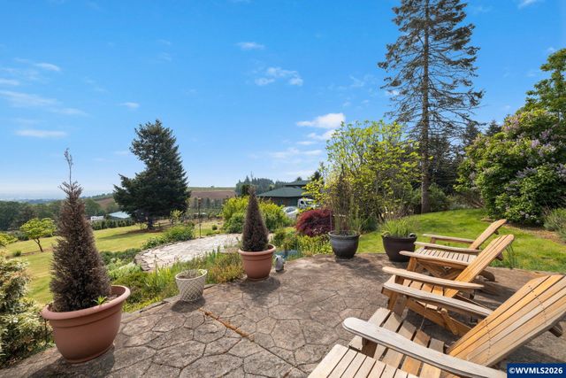 4725 Eola Dr NW, Salem, OR 97304