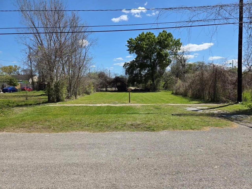 3403 Bastrop Street, Houston, TX 77004