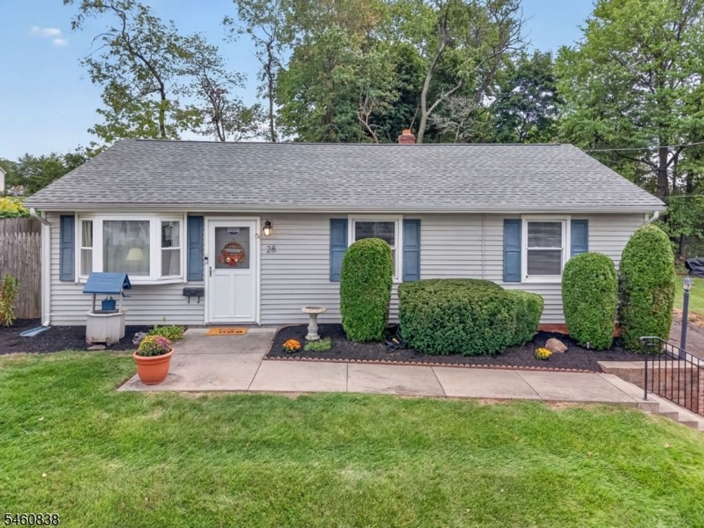 28 Harry Rd, Bridgewater Twp., NJ 08807 — photo 2