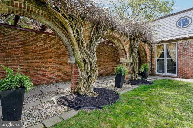 33 ROSEDALE ROAD, Princeton, NJ 08540