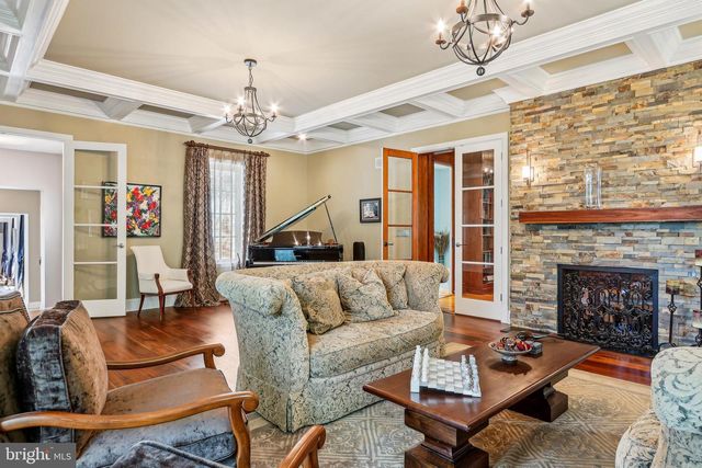 33 ROSEDALE ROAD, Princeton, NJ 08540