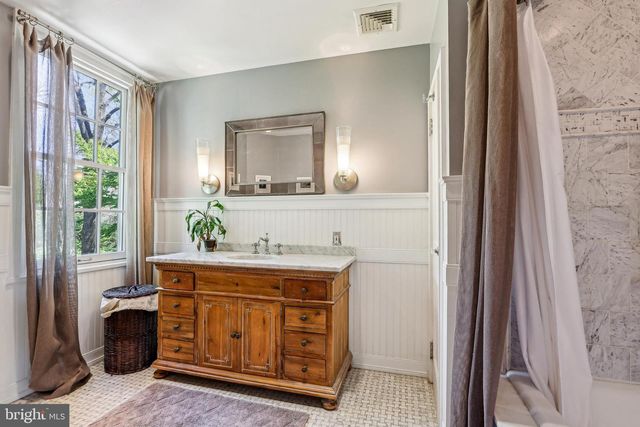 33 ROSEDALE ROAD, Princeton, NJ 08540