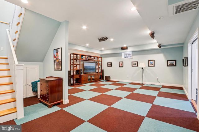 33 ROSEDALE ROAD, Princeton, NJ 08540