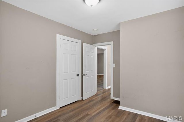 8024 Cler Avenue, St Louis, MO 63114