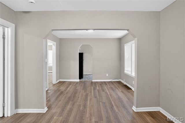 8024 Cler Avenue, St Louis, MO 63114