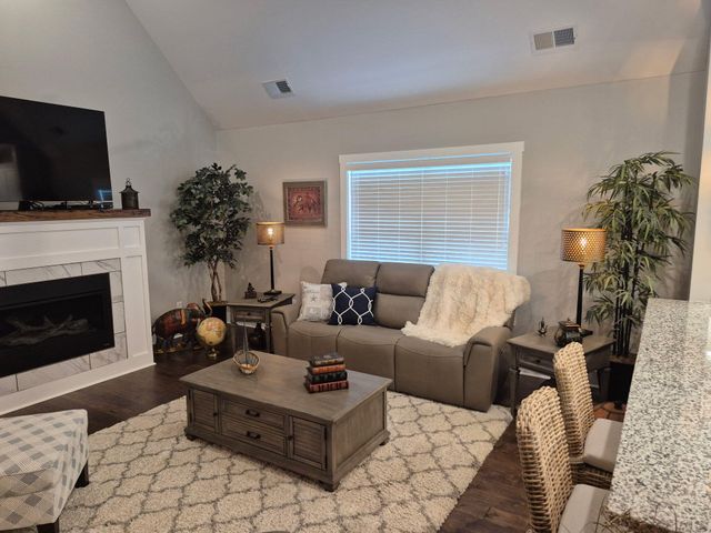 710 Goldenwood Drive, Richmond, KY 40475
