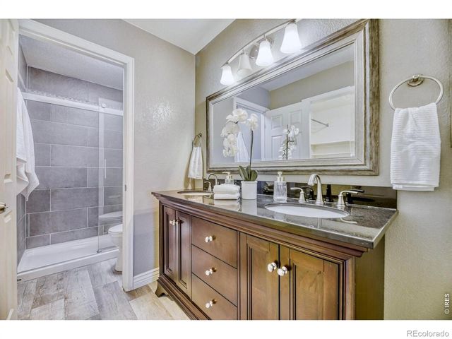 19174 E Wyoming Drive 103, Aurora, CO 80017