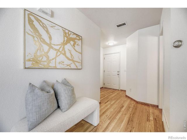 19174 E Wyoming Drive 103, Aurora, CO 80017