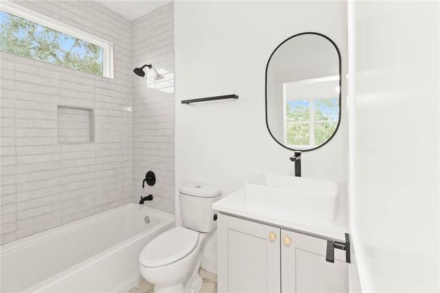 3321 Hemlock Ave 2, Austin, TX 78722