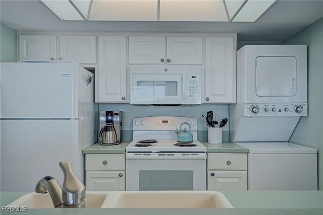 17080 Harbour Point DR 614, Fort Myers, FL 33908