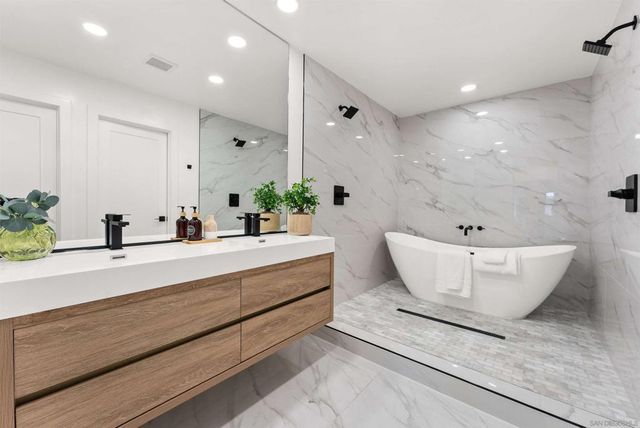 4972 Providence Rd, San Diego, CA 92117