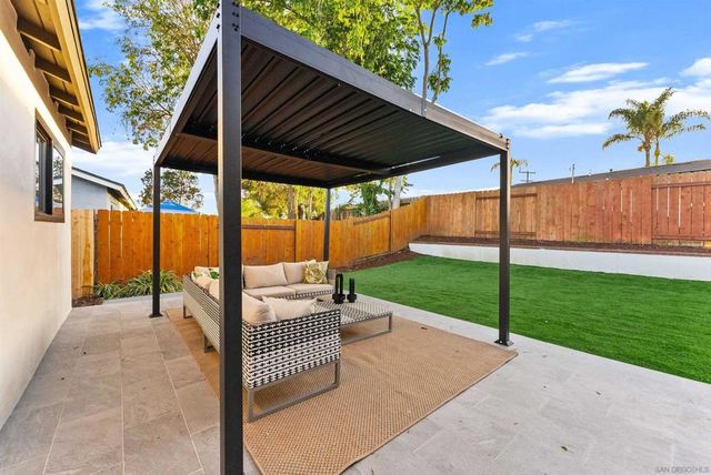 4972 Providence Rd, San Diego, CA 92117