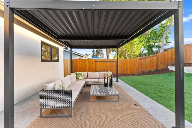 4972 Providence Rd, San Diego, CA 92117