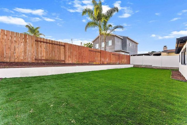 4972 Providence Rd, San Diego, CA 92117