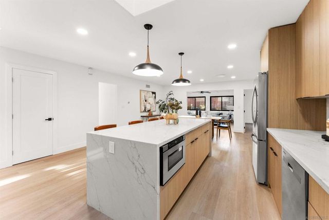 4972 Providence Rd, San Diego, CA 92117