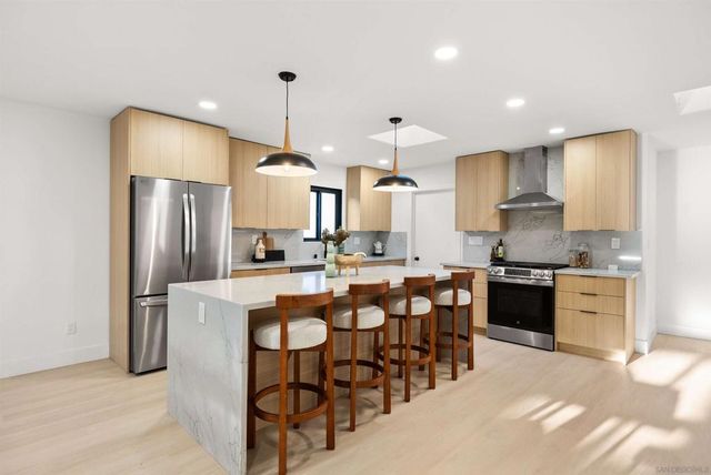 4972 Providence Rd, San Diego, CA 92117