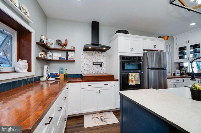 3521 OAK ST, Laureldale, PA 19605