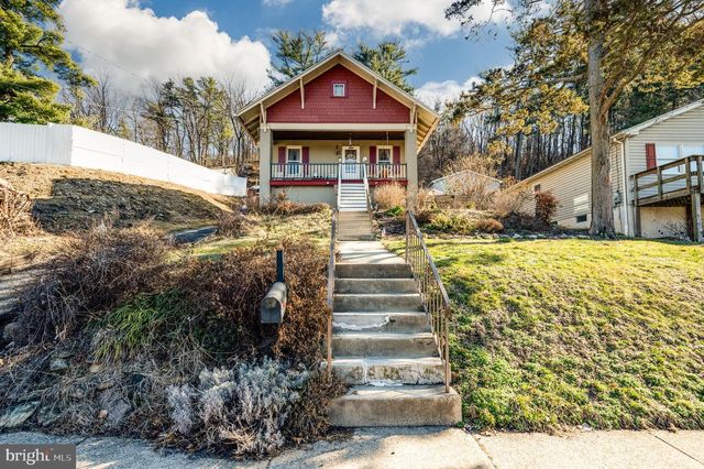 3521 OAK ST, Laureldale, PA 19605