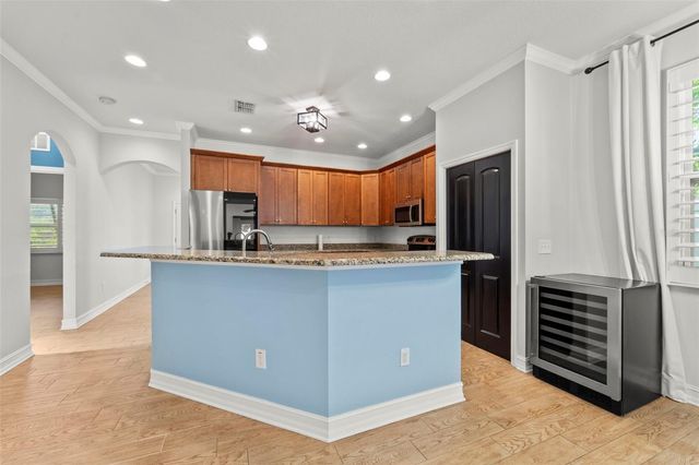 967 49TH AVENUE N, St Petersburg, FL 33703