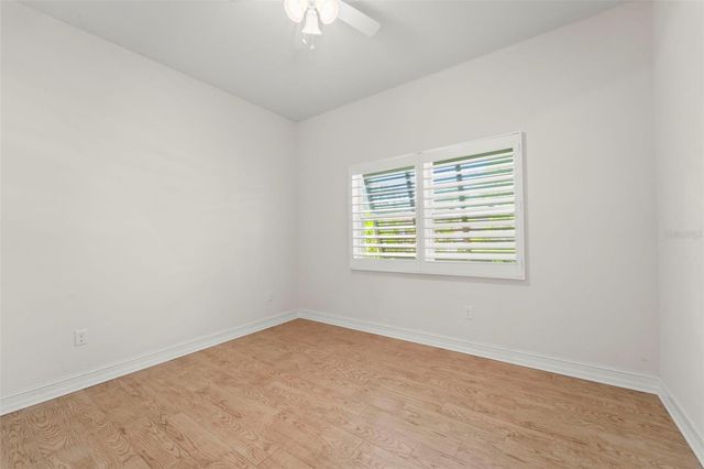 967 49TH AVENUE N, St Petersburg, FL 33703