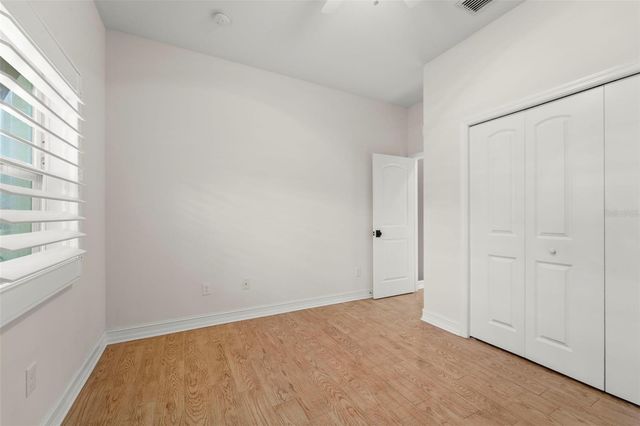 967 49TH AVENUE N, St Petersburg, FL 33703