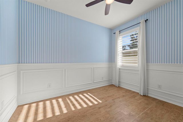 967 49TH AVENUE N, St Petersburg, FL 33703