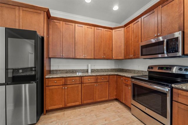 967 49TH AVENUE N, St Petersburg, FL 33703