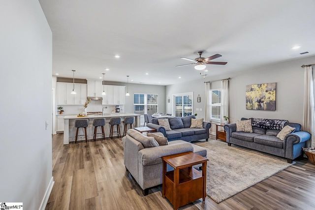 247 Chinook Drive, Greenville, SC 29607