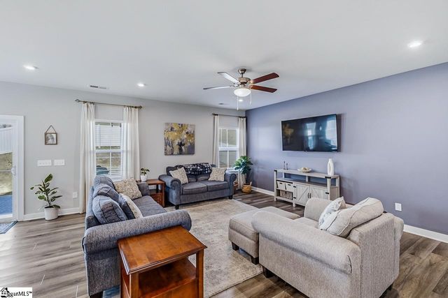 247 Chinook Drive, Greenville, SC 29607