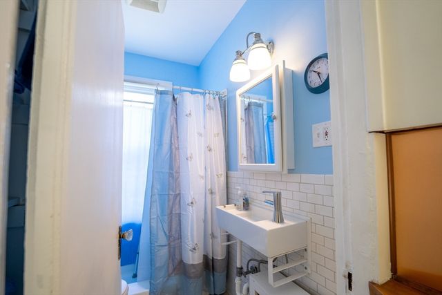 6 Center Street, South Hadley, MA 01075
