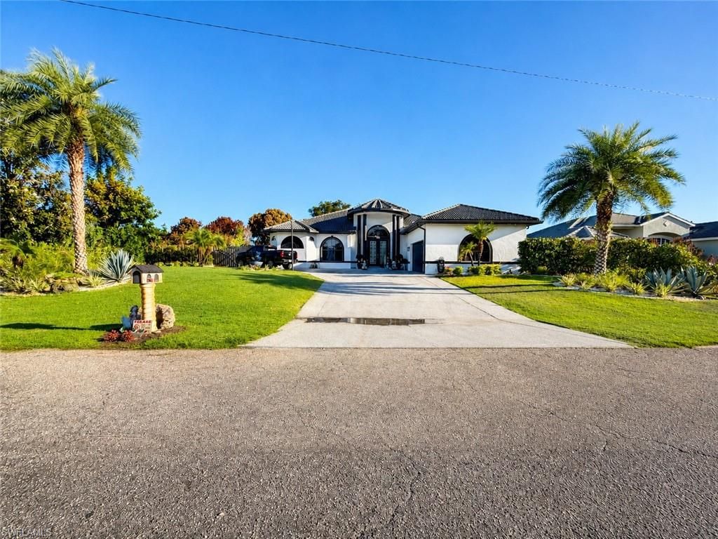 1204 E 4th ST, LEHIGH ACRES, FL 33936 — photo 3