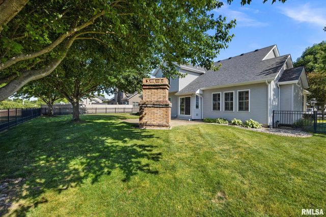 1609 FIELDSTONE Court, Chillicothe, IL 61523