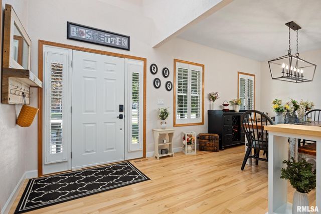 1609 FIELDSTONE Court, Chillicothe, IL 61523