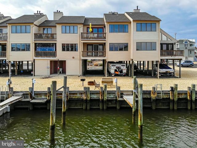 1155 RADIO RD, Tuckerton, NJ 08087