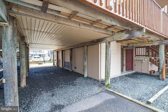 1155 RADIO RD, Tuckerton, NJ 08087