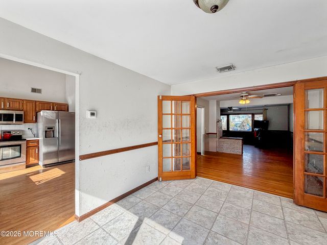 53 N Lakeside Avenue, Jackson, NJ 08527