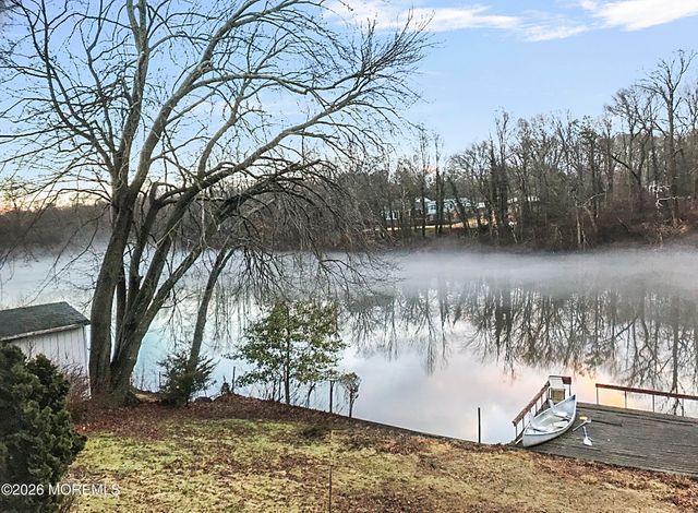 53 N Lakeside Avenue, Jackson, NJ 08527