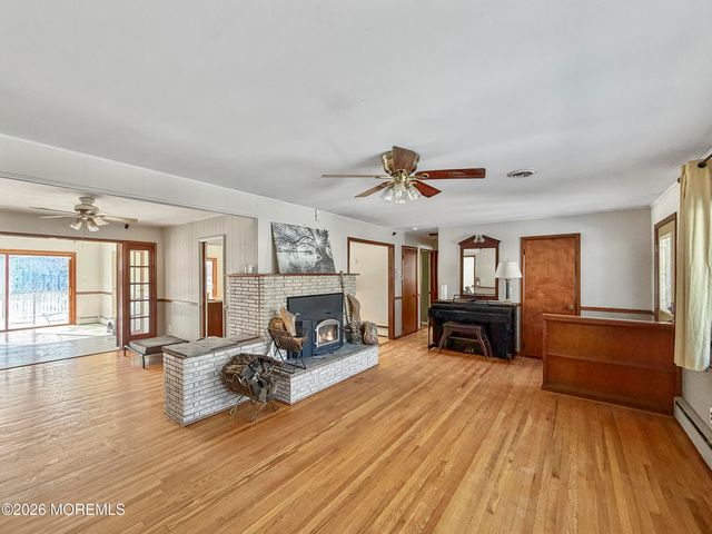 53 N Lakeside Avenue, Jackson, NJ 08527