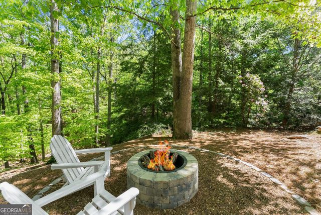 3560 Greystone Road, Gainesville, GA 30506