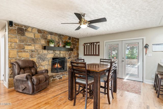 1479 Wendron Moors Drive, Sevierville, TN 37862