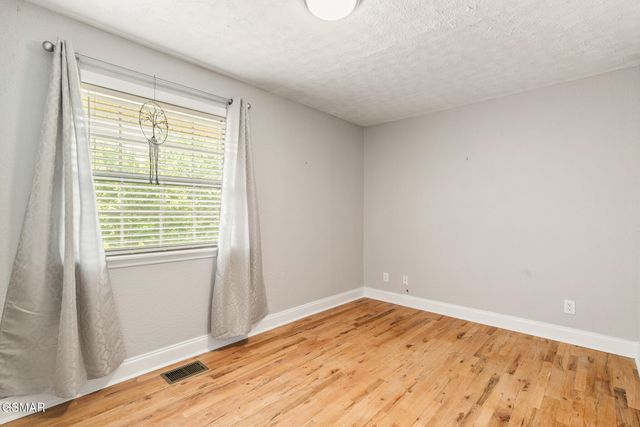 1479 Wendron Moors Drive, Sevierville, TN 37862