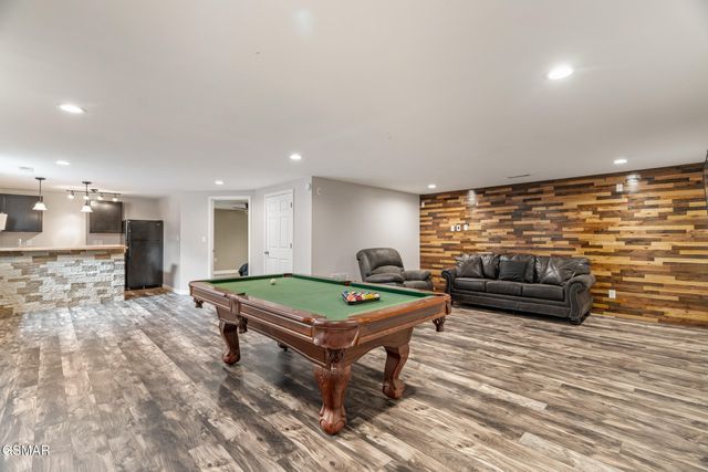 1479 Wendron Moors Drive, Sevierville, TN 37862