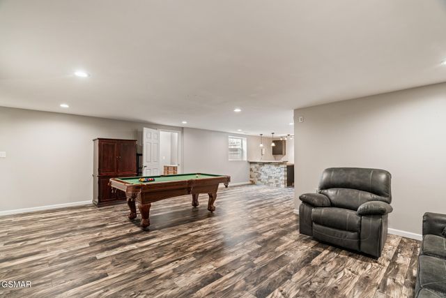 1479 Wendron Moors Drive, Sevierville, TN 37862