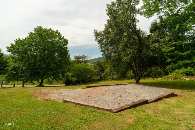 1479 Wendron Moors Drive, Sevierville, TN 37862