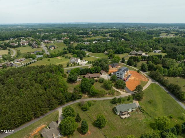 1479 Wendron Moors Drive, Sevierville, TN 37862