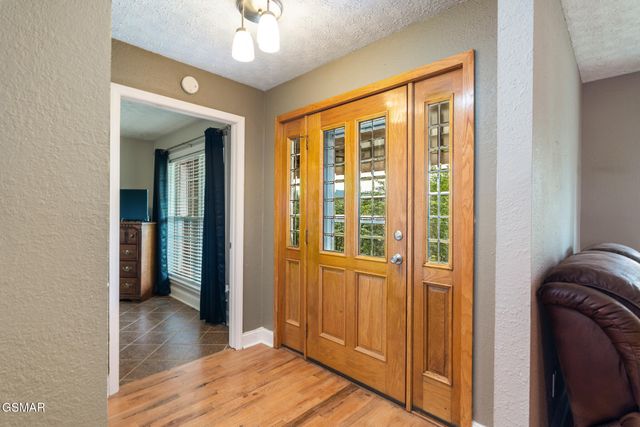 1479 Wendron Moors Drive, Sevierville, TN 37862