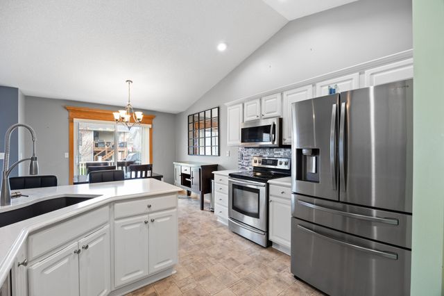 329 NW Driftwood Drive, Ankeny, IA 50023