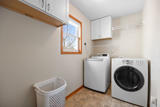 329 NW Driftwood Drive, Ankeny, IA 50023