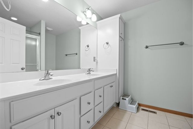 329 NW Driftwood Drive, Ankeny, IA 50023