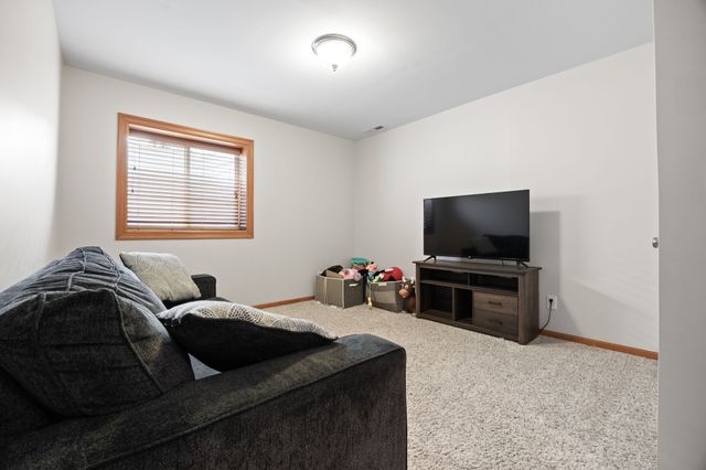 329 NW Driftwood Drive, Ankeny, IA 50023